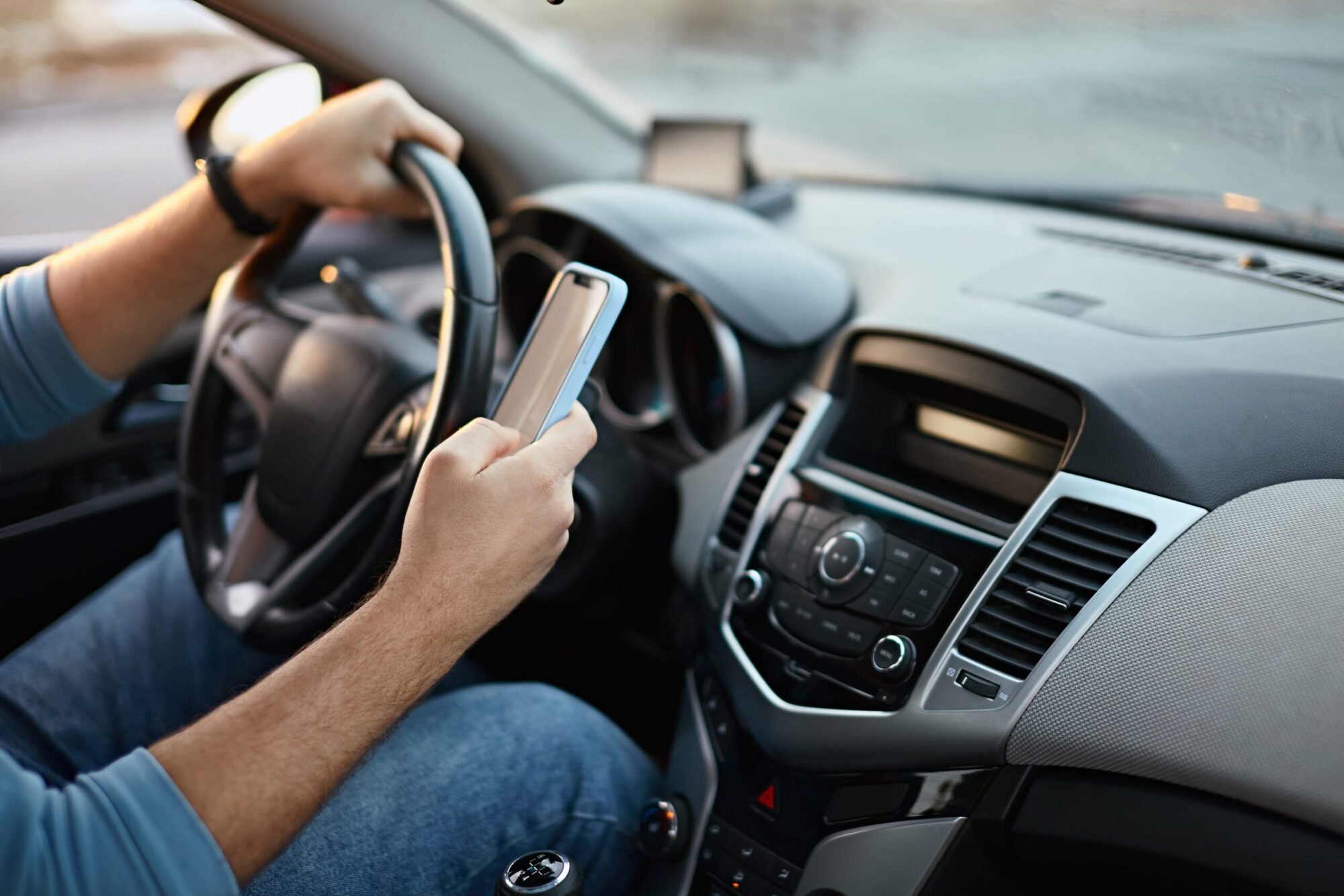 Los Angeles Distracted Driving Accident Lawyer